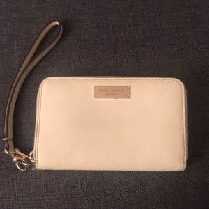 Henri Bendel wallet wristlet